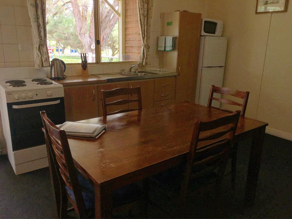 Sunflowers Animal Farm & Farmstay Margaret River Екстер'єр фото
